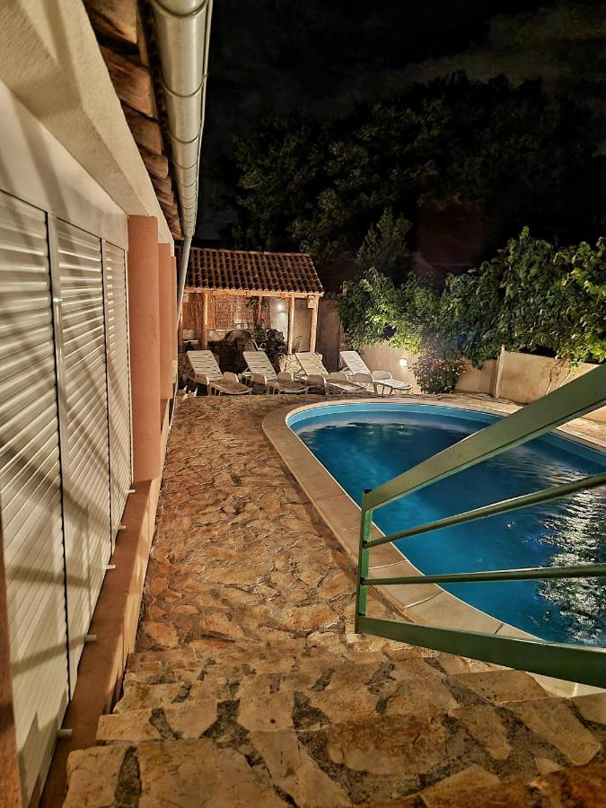 Guesthouse Dila Galovac  Exterior photo